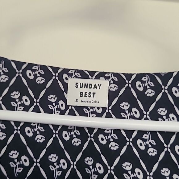 Aritzia Sunday Best Gigi Blouse Crop Blue Side Tie Ruffle Size Small Long Sleeve - Picture 5 of 7